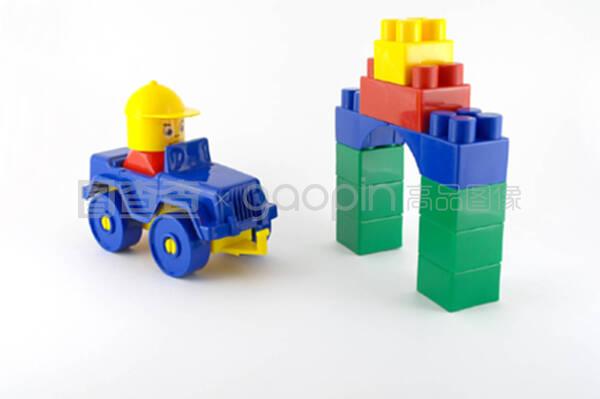 藍色汽車.前置彩色玩具門的機械塑料玩具